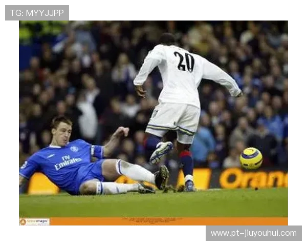 双人协作足球铲球技巧与防守配合机制的动作分析研究